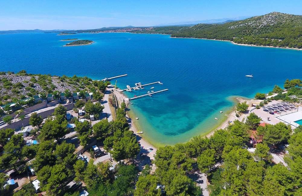 Premium Mobile Home Sun & Joy - Oaza Mira Camping Drage Buitenkant foto