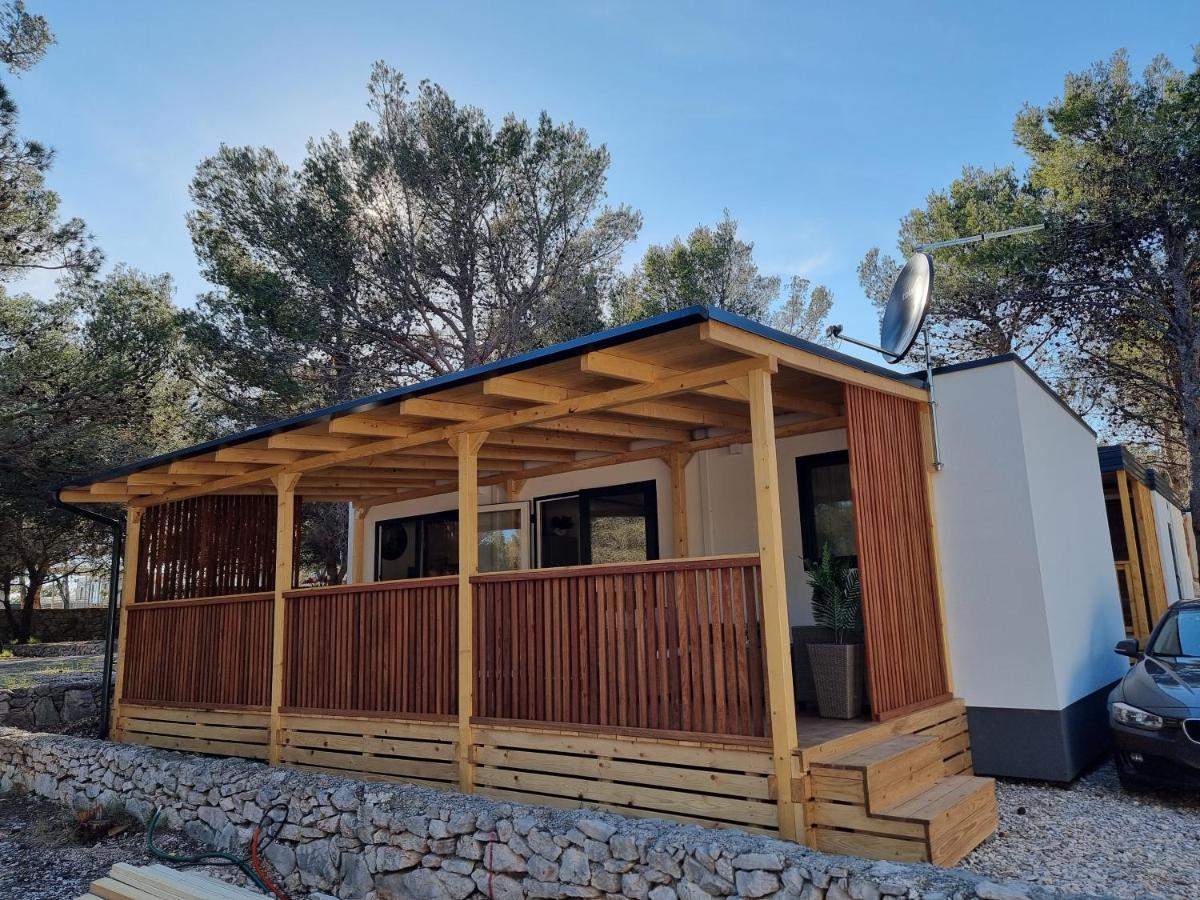 Premium Mobile Home Sun & Joy - Oaza Mira Camping Drage Buitenkant foto