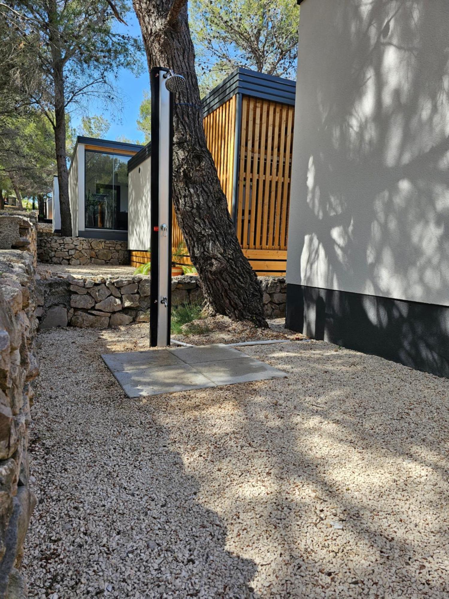 Premium Mobile Home Sun & Joy - Oaza Mira Camping Drage Buitenkant foto
